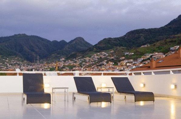 White Waters Hotel Machico  Bagian luar foto